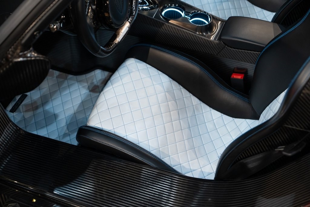 2021 KOENIGSEGG REGERA - Image 21