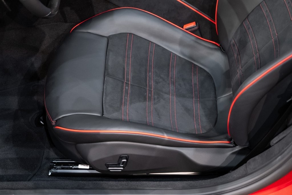 2025 FERRARI ROMA - Image 23