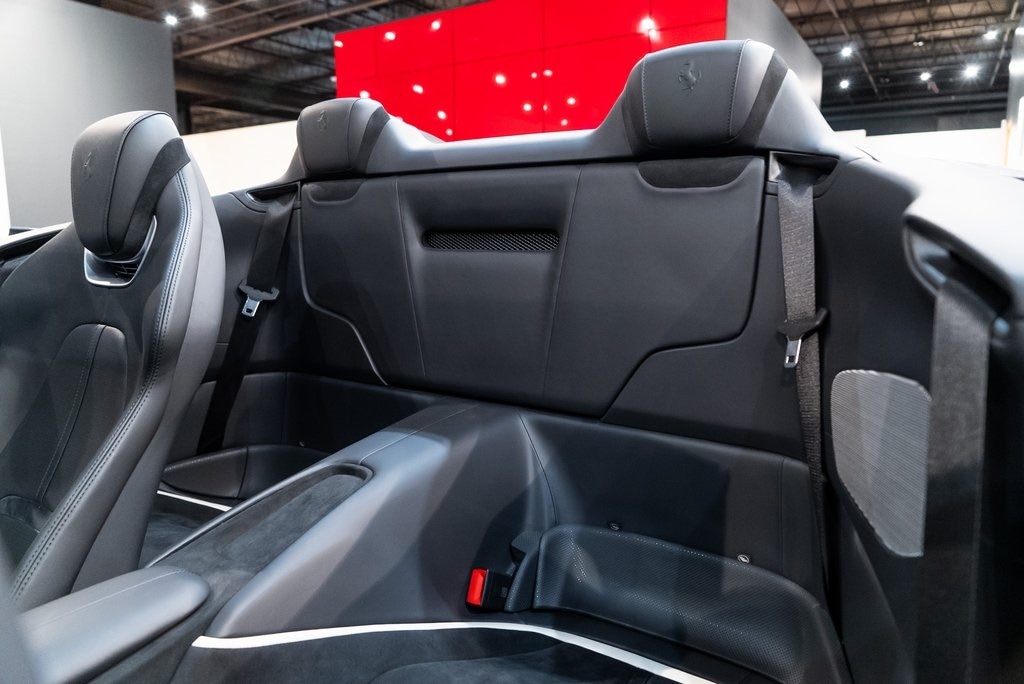 2024 FERRARI ROMA - Image 35