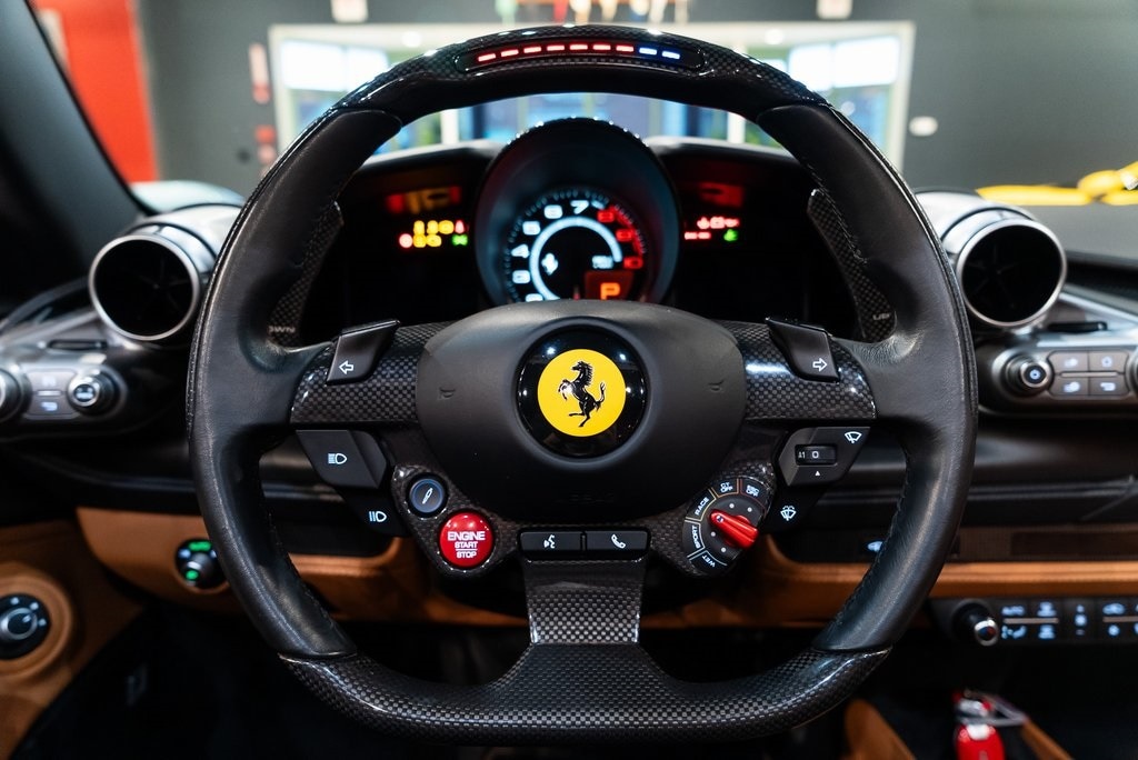 2021 FERRARI F8 - Image 5