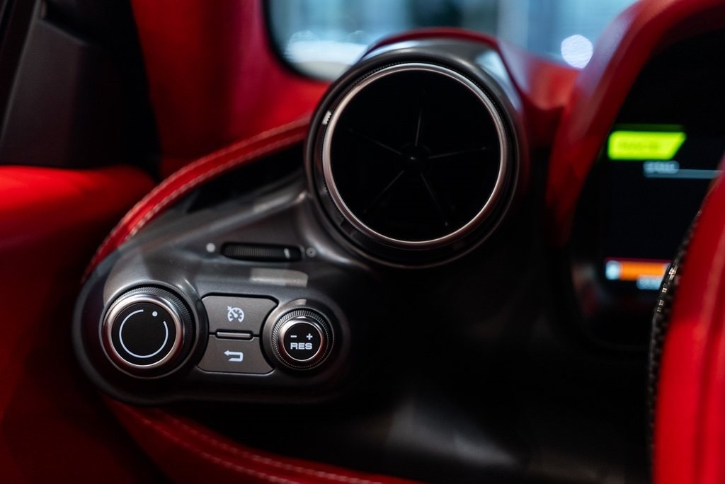 2023 FERRARI F8 - Image 31