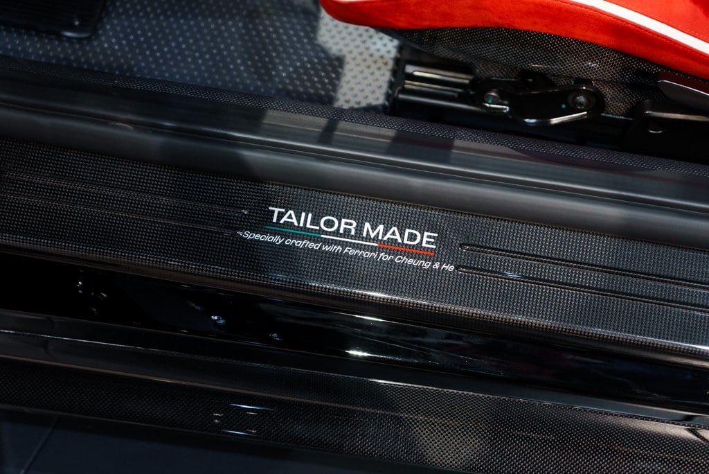 2023 FERRARI 812 - Image 28