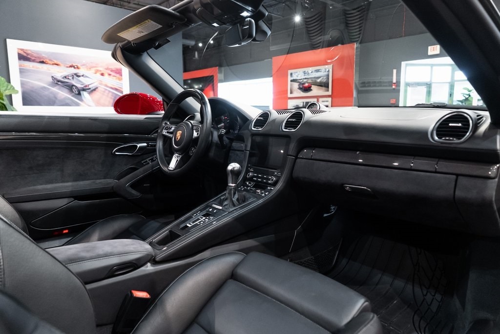 2018 PORSCHE 718 BOXSTER - Image 43