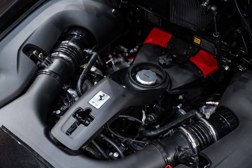 2022 FERRARI F8 - Image 19