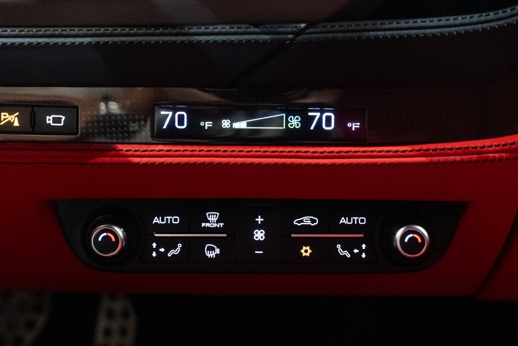 2022 FERRARI F8 - Image 33