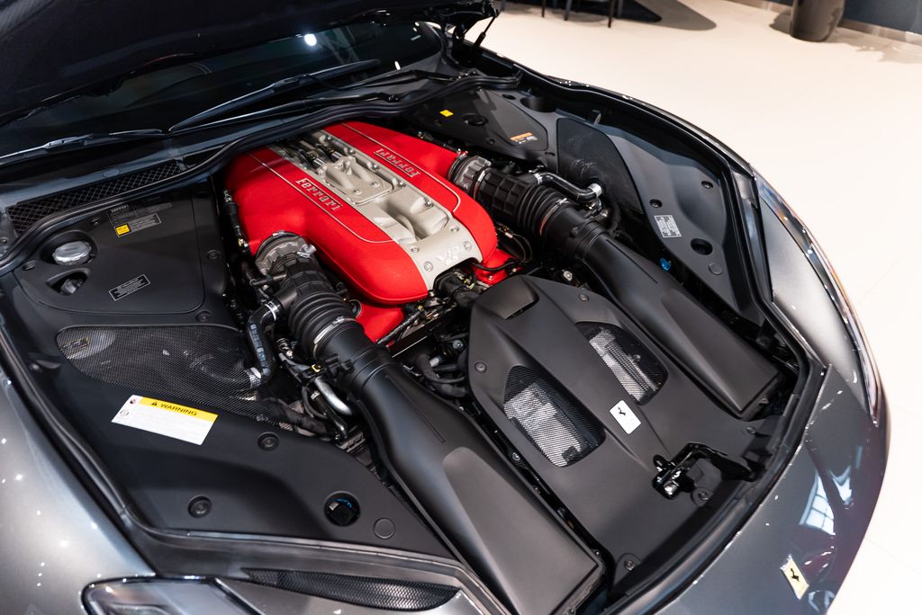 2023 Ferrari 812 GTS Base - Photo 17