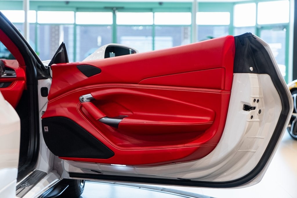 2023 FERRARI F8 - Image 44