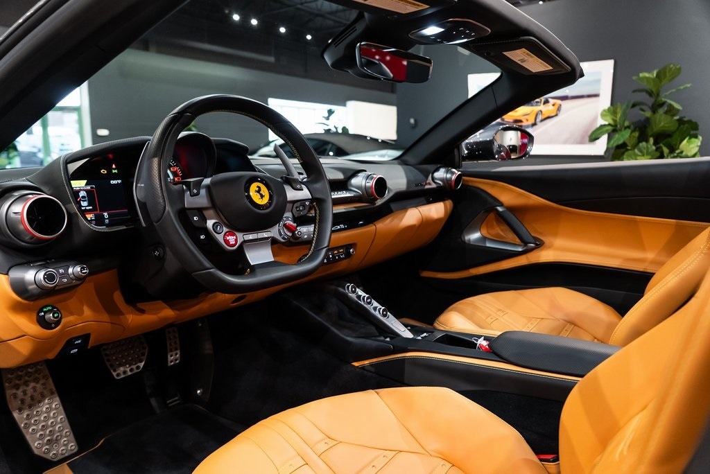 2022 FERRARI 812 - Image 25