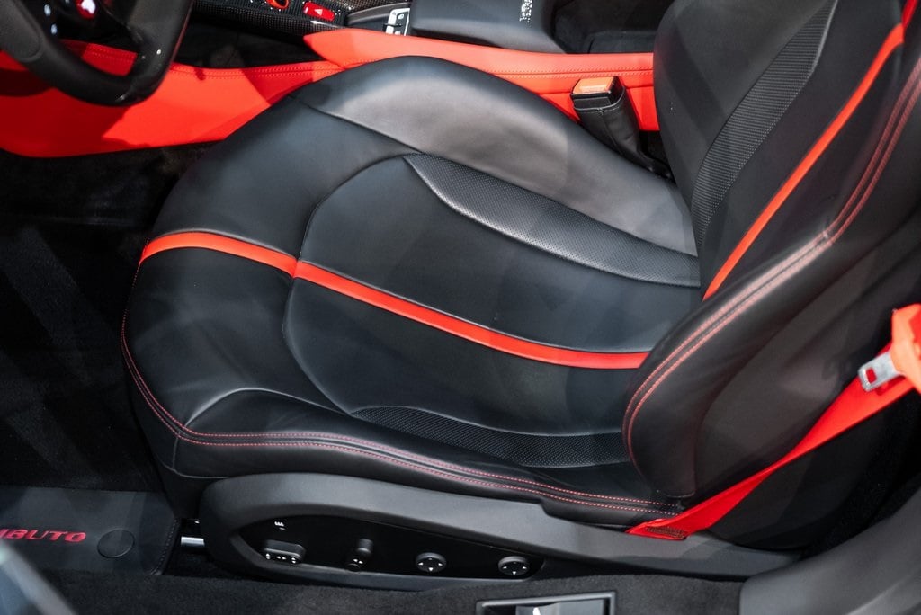 2020 FERRARI F8 - Image 24