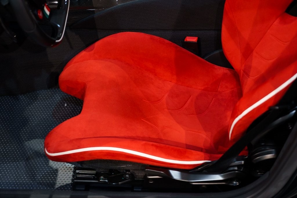 2023 FERRARI 812 - Image 29