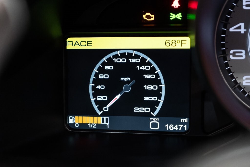 2014 FERRARI 458 - Image 28