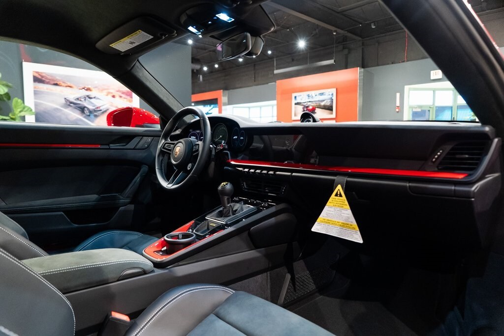 2023 PORSCHE 911 - Image 31