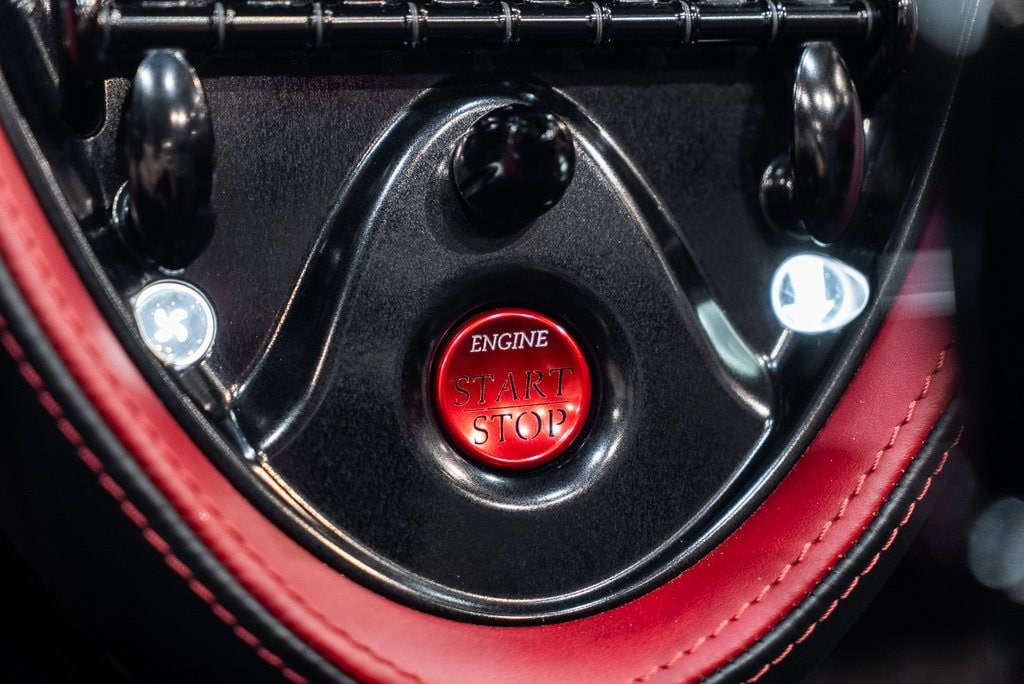 2017 PAGANI HUAYRA - Image 29