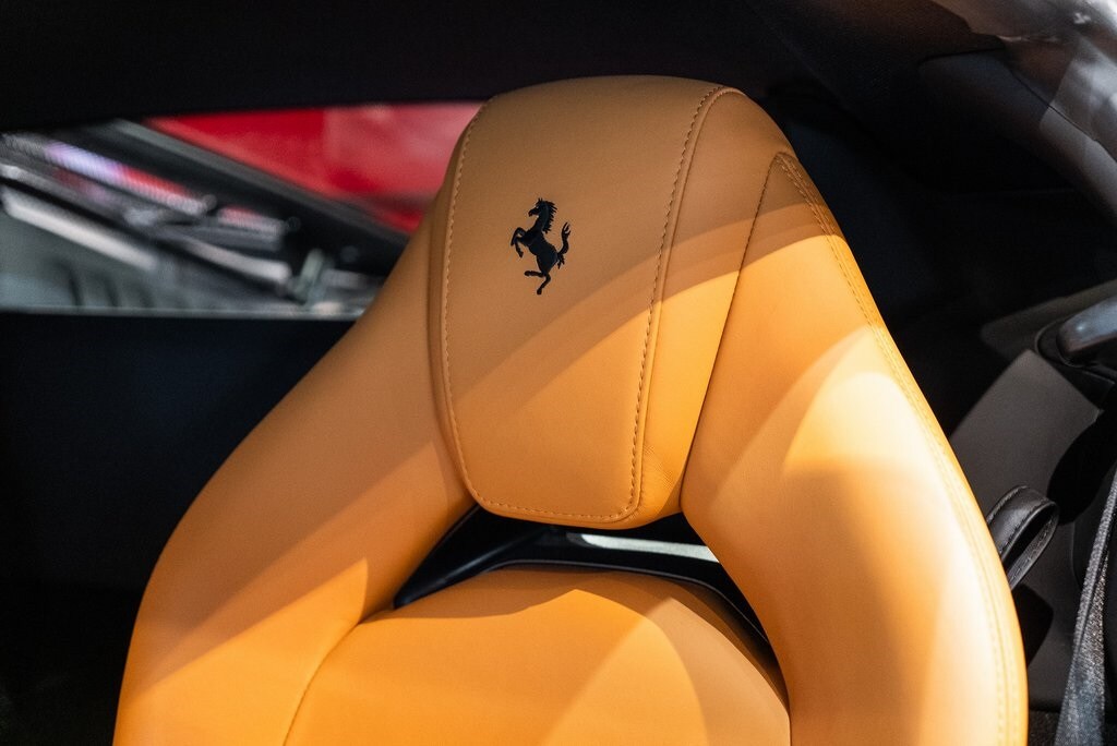 2018 FERRARI 488 - Image 6