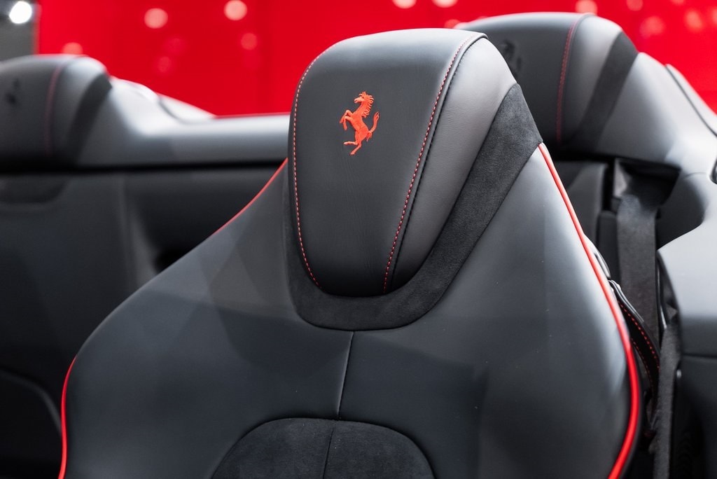 2025 FERRARI ROMA - Image 6