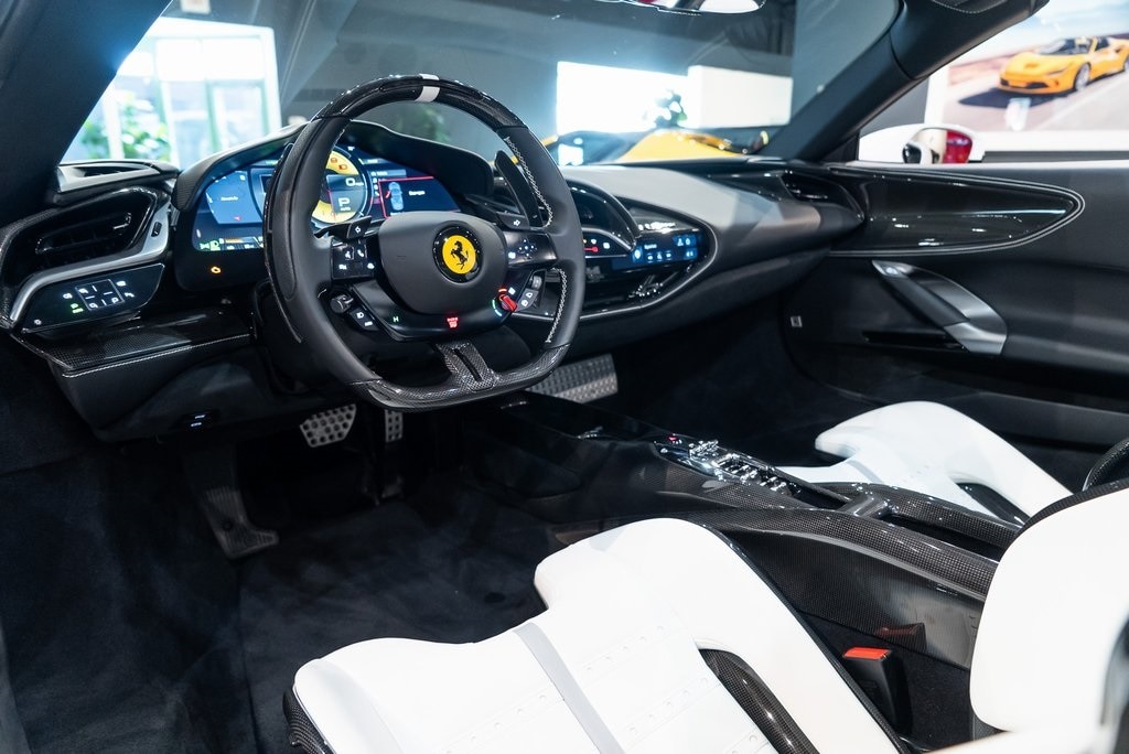 2025 FERRARI SF90 - Image 26