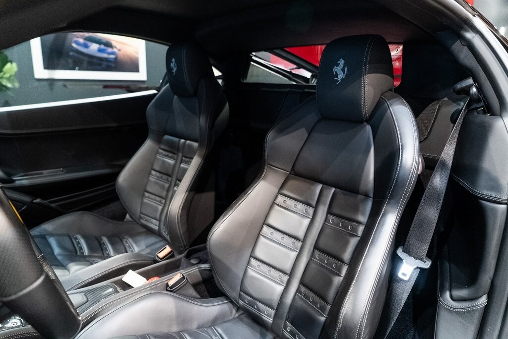 2011 FERRARI 458 ITALIA - Image 4