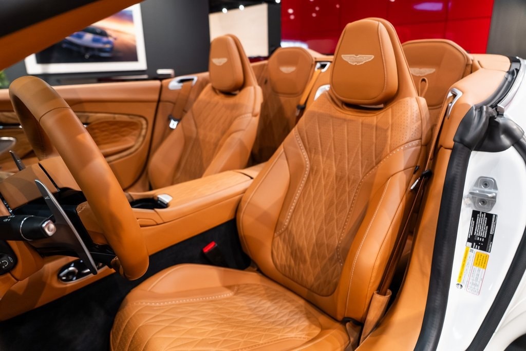 2024 ASTON MARTIN DB12 - Image 4