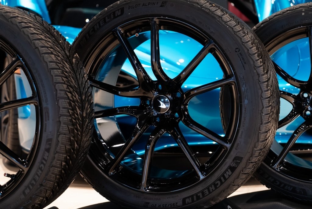 2026 MCLAREN 750S - Image 36