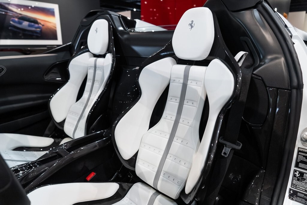 2025 FERRARI SF90 - Image 4