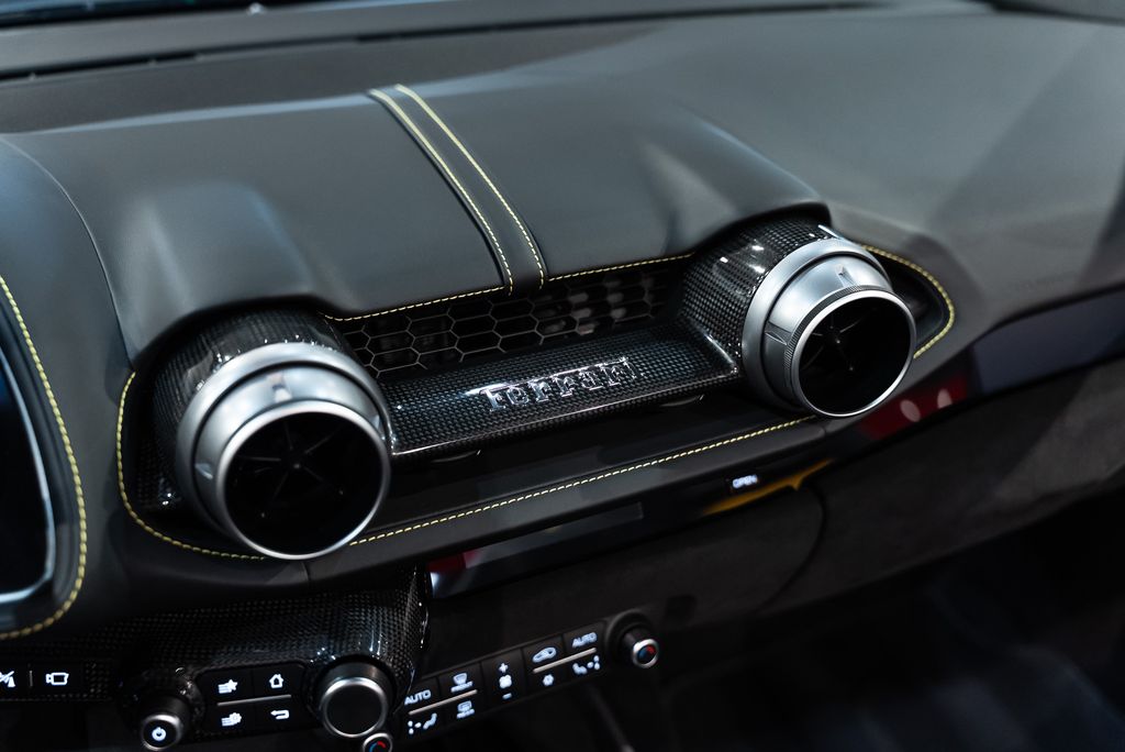2023 Ferrari 812 GTS Base - Photo 35