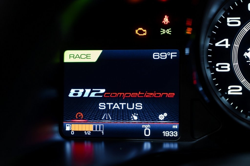 2023 FERRARI 812 - Image 34