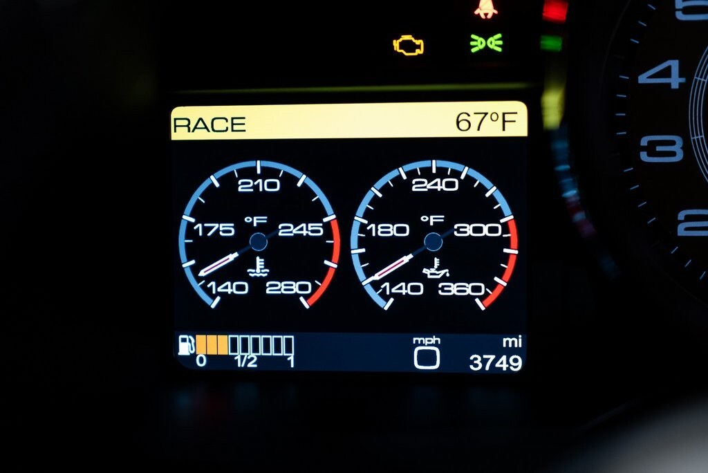 2011 FERRARI 458 ITALIA - Image 27