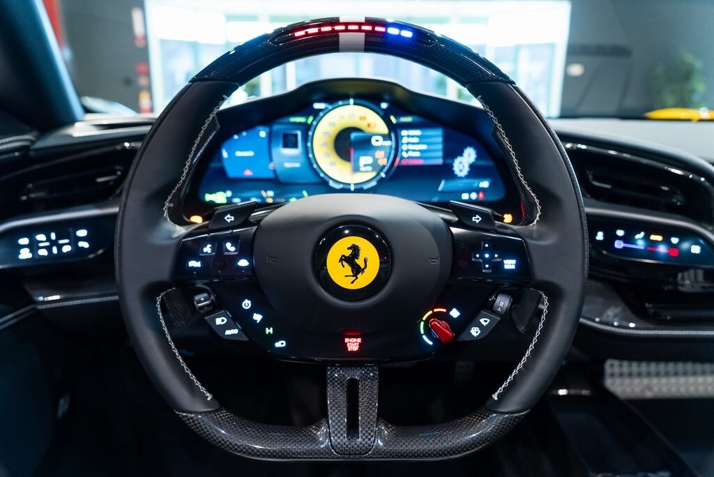 2025 FERRARI SF90 - Image 5