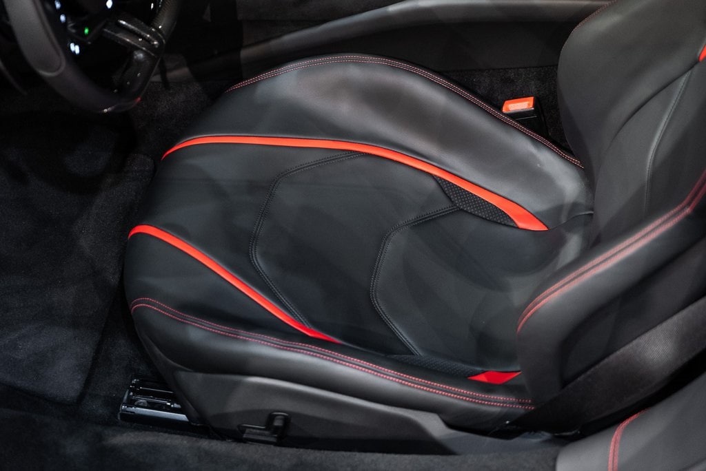 2024 FERRARI 296 - Image 24