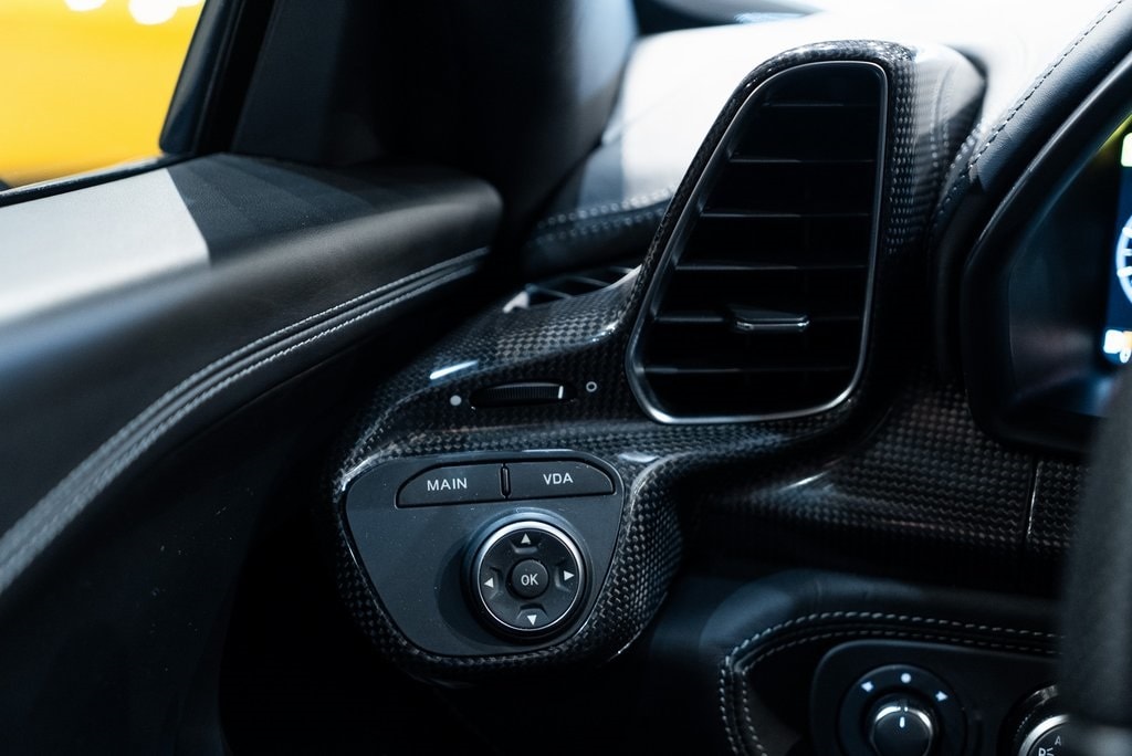 2011 FERRARI 458 ITALIA - Image 29