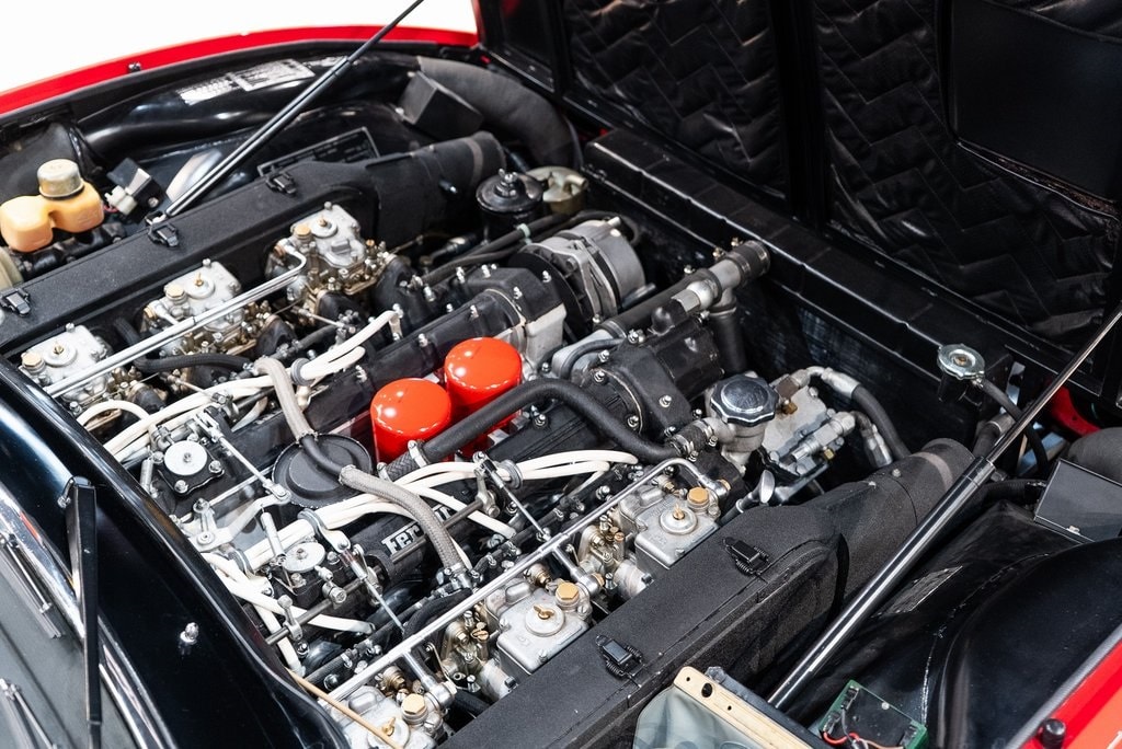 1972 FERRARI 365 GTC4 - Image 38