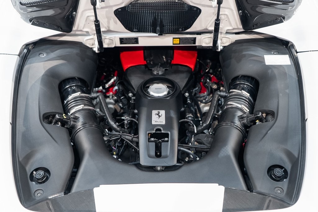 2023 FERRARI F8 - Image 18