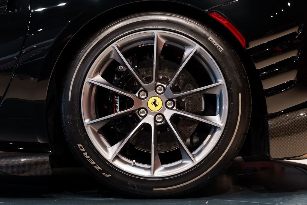 2023 FERRARI 812 - Image 14