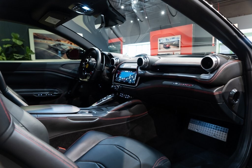 2020 FERRARI GTC4LUSSO - Image 44