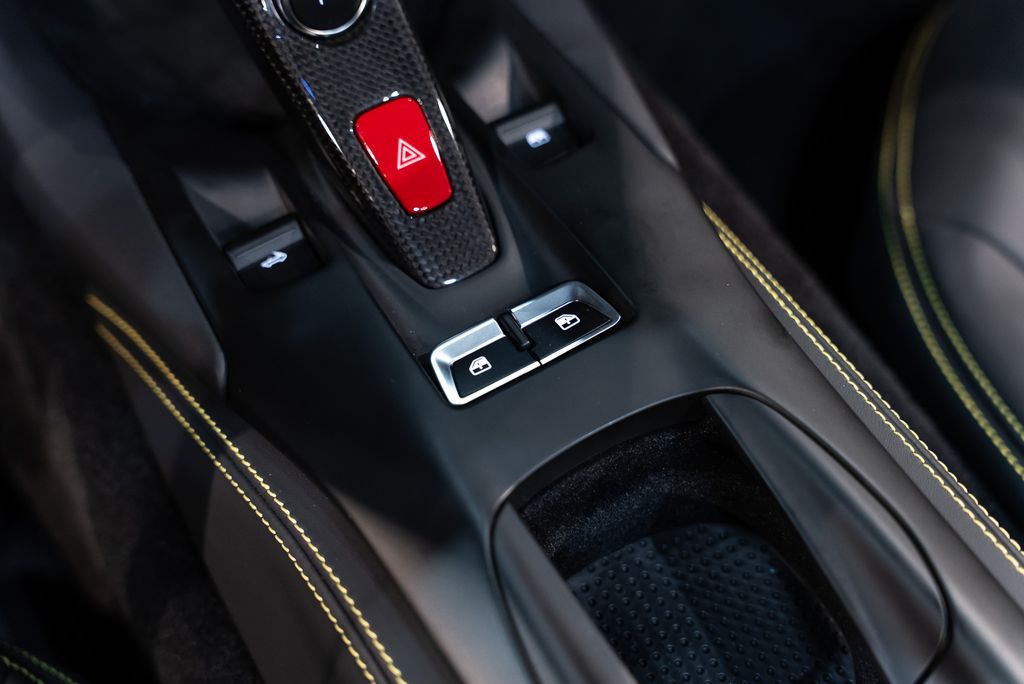 2023 Ferrari 812 GTS Base - Photo 41