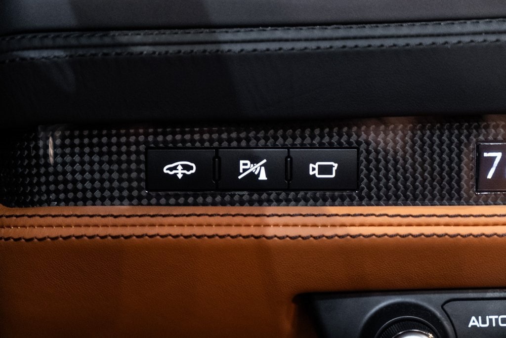 2022 FERRARI F8 - Image 32