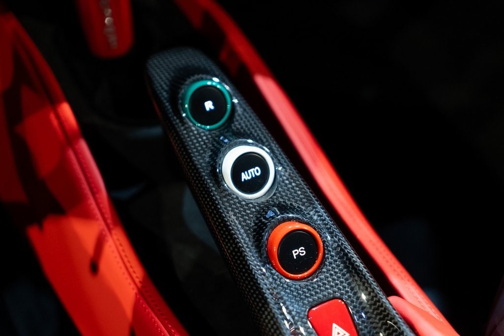 2020 FERRARI F8 - Image 36