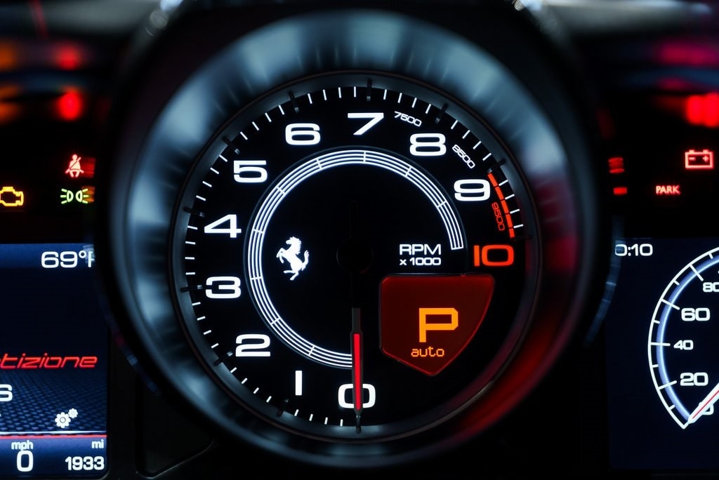 2023 FERRARI 812 - Image 33