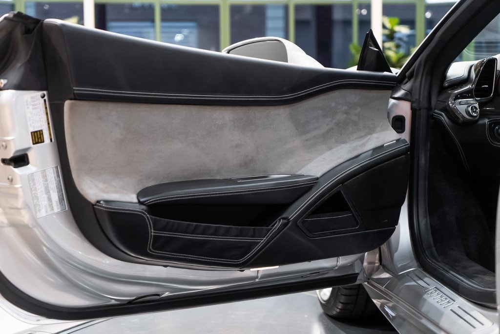 2014 FERRARI 458 - Image 20