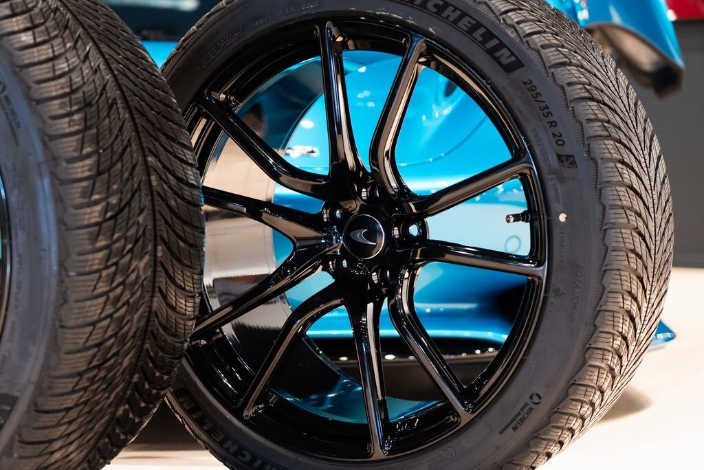 2026 MCLAREN 750S - Image 37