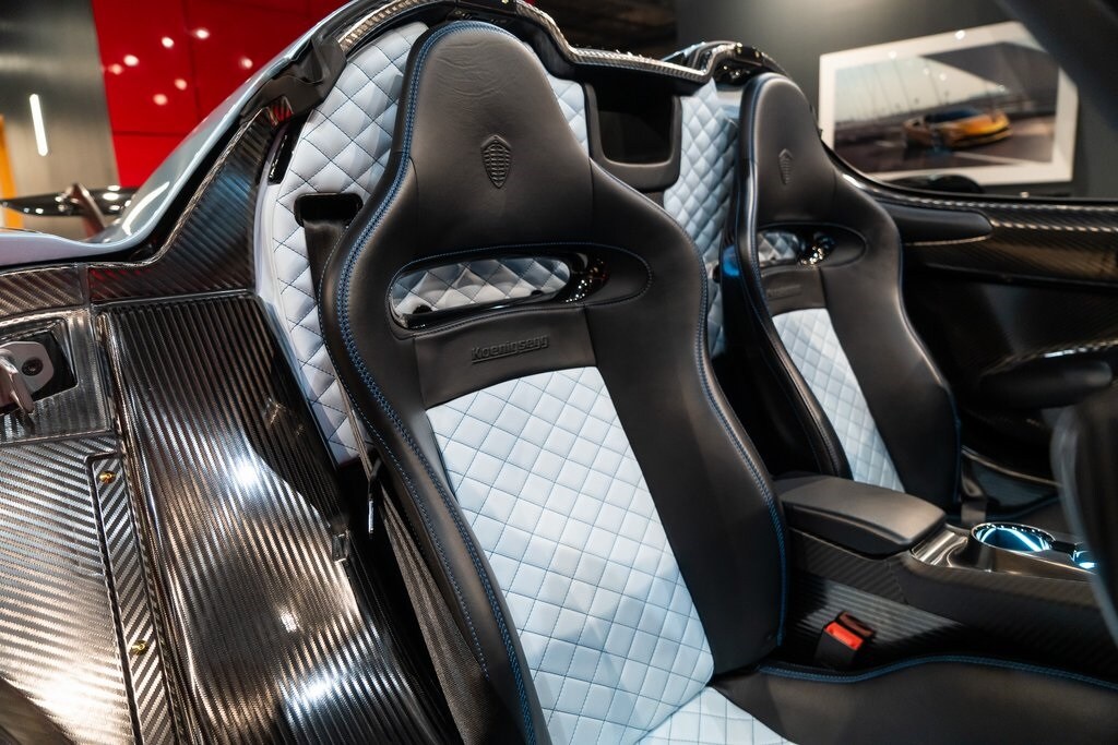 2021 KOENIGSEGG REGERA - Image 31