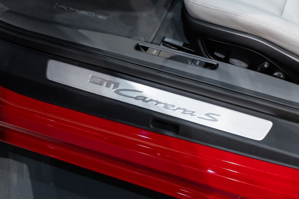 2024 PORSCHE 911 - Image 23