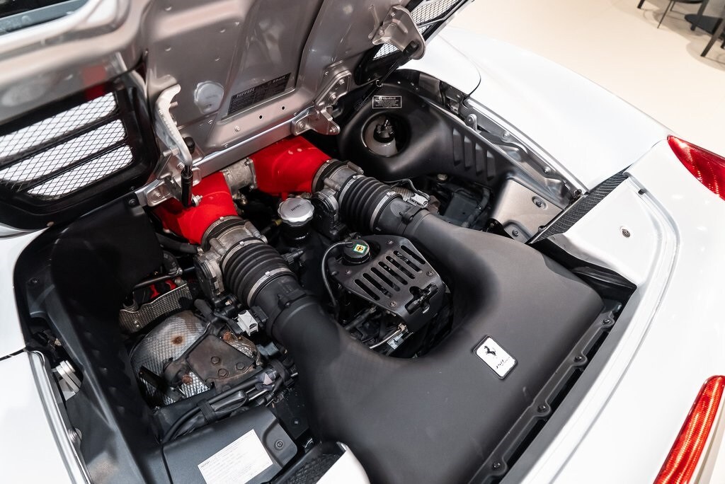 2014 FERRARI 458 - Image 17