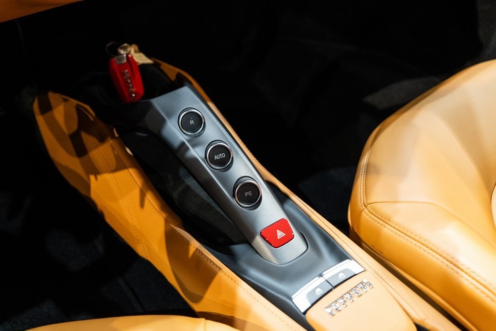 2018 FERRARI 488 - Image 35