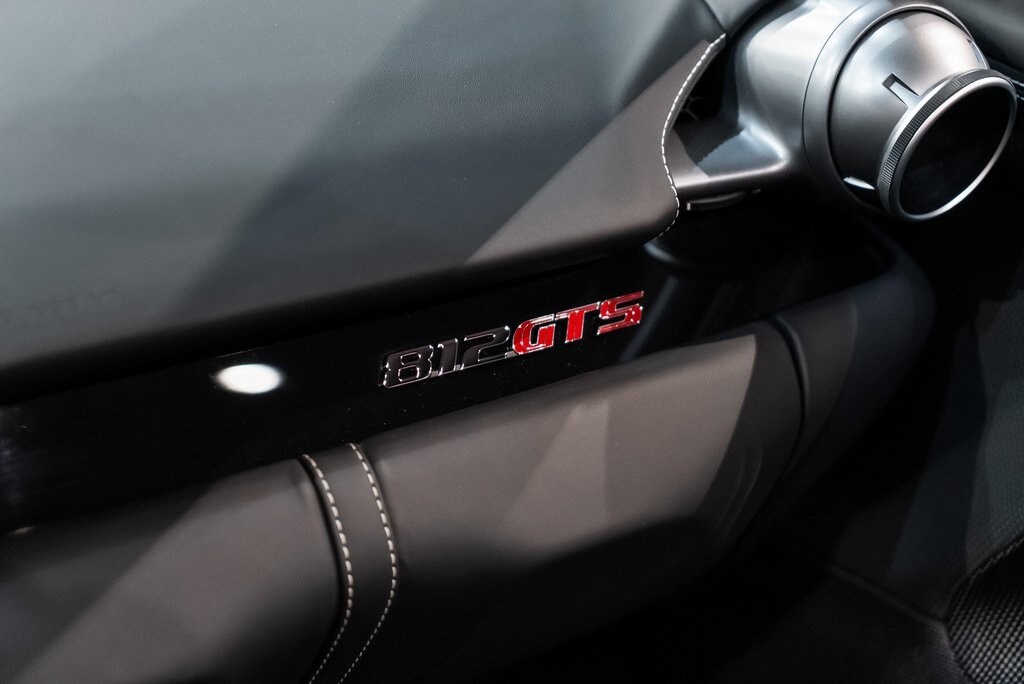 2022 FERRARI 812 - Image 39