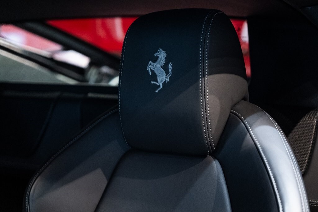 2011 FERRARI 458 ITALIA - Image 6