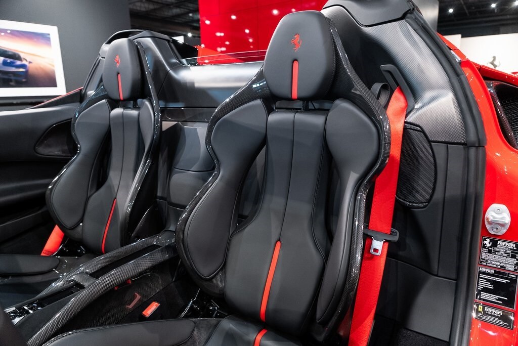 2023 Ferrari SF90 Spider Base photo 3