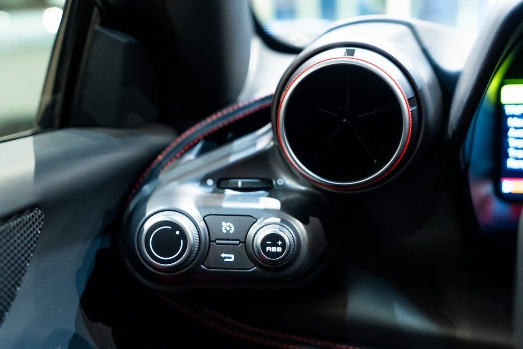 2020 FERRARI F8 - Image 30