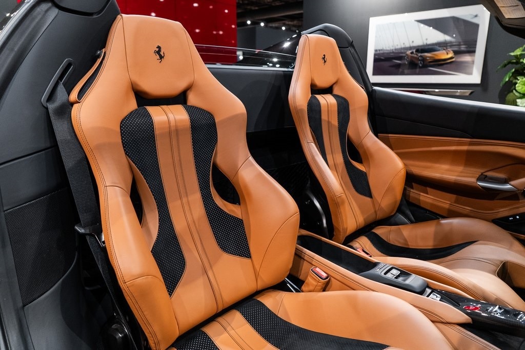 2022 FERRARI F8 - Image 40