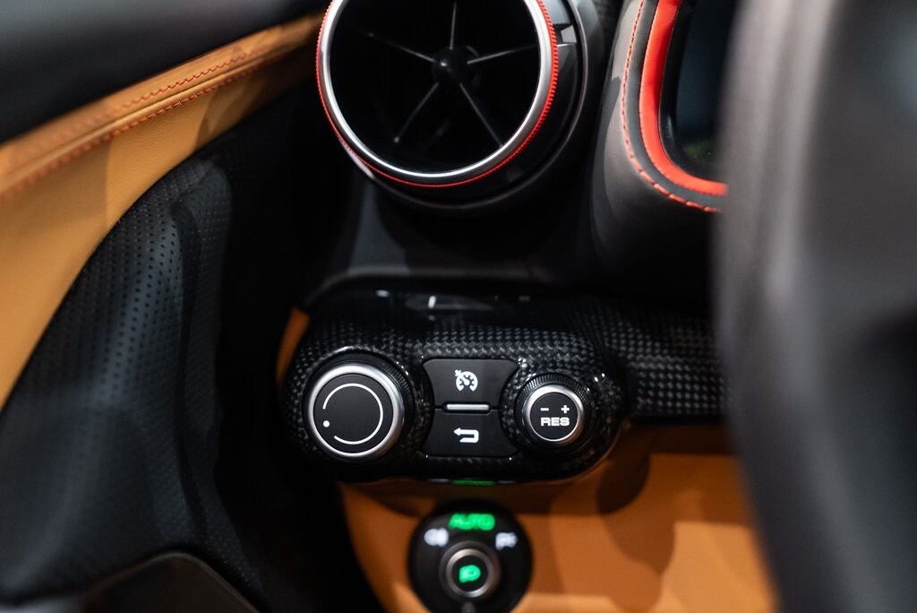 2021 FERRARI 812 - Image 30